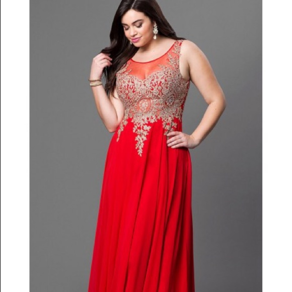 Red and Gold Formal Dress ♥️